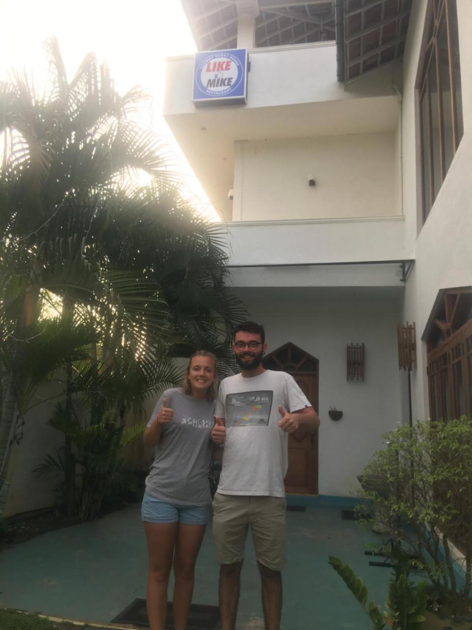 Like Mike Tourist Guest House & Restaurant Negombo Exterior foto